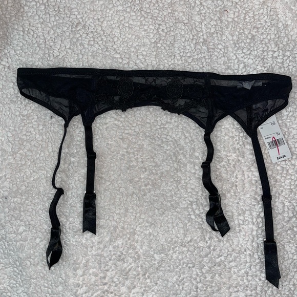 COPY - Intimissimi Garter Belt - Picture 1 of 5